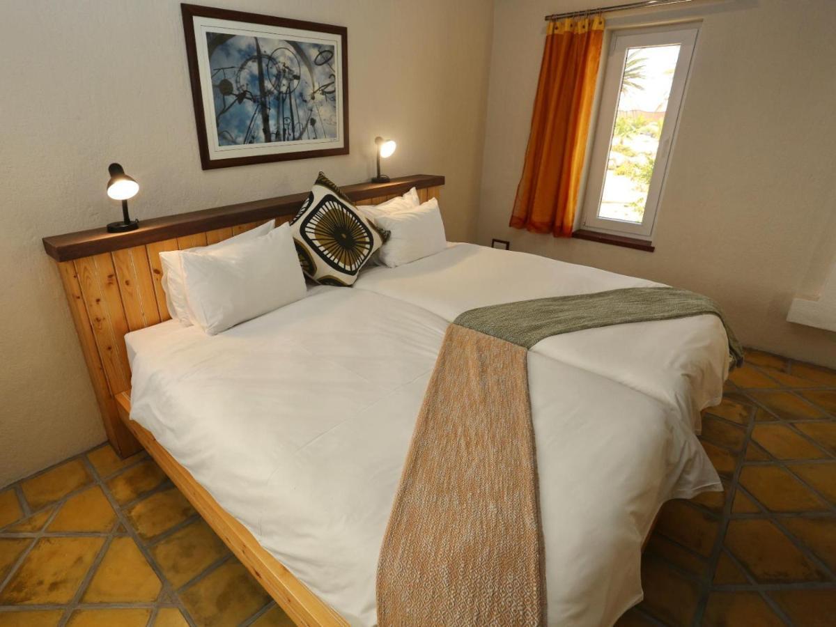 Desert Breeze Lodge Swakopmund Esterno foto
